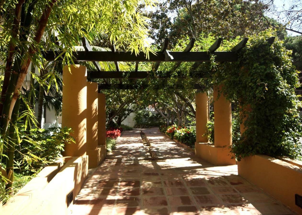 Jardines De Las Golondrinas Marbella With Sea Views Exteriör bild